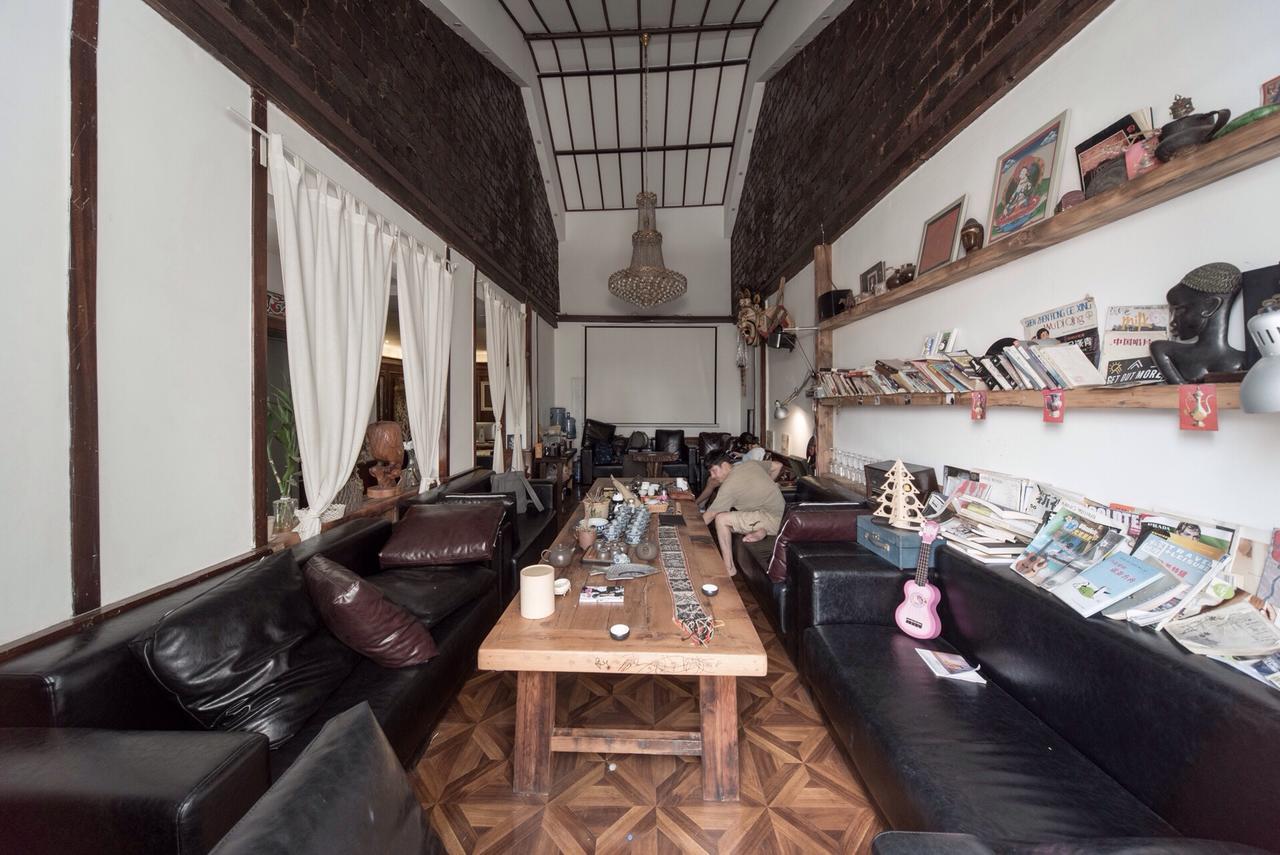 Qintai Tibetan Culture Boutique Hotel Chengdu Exterior photo